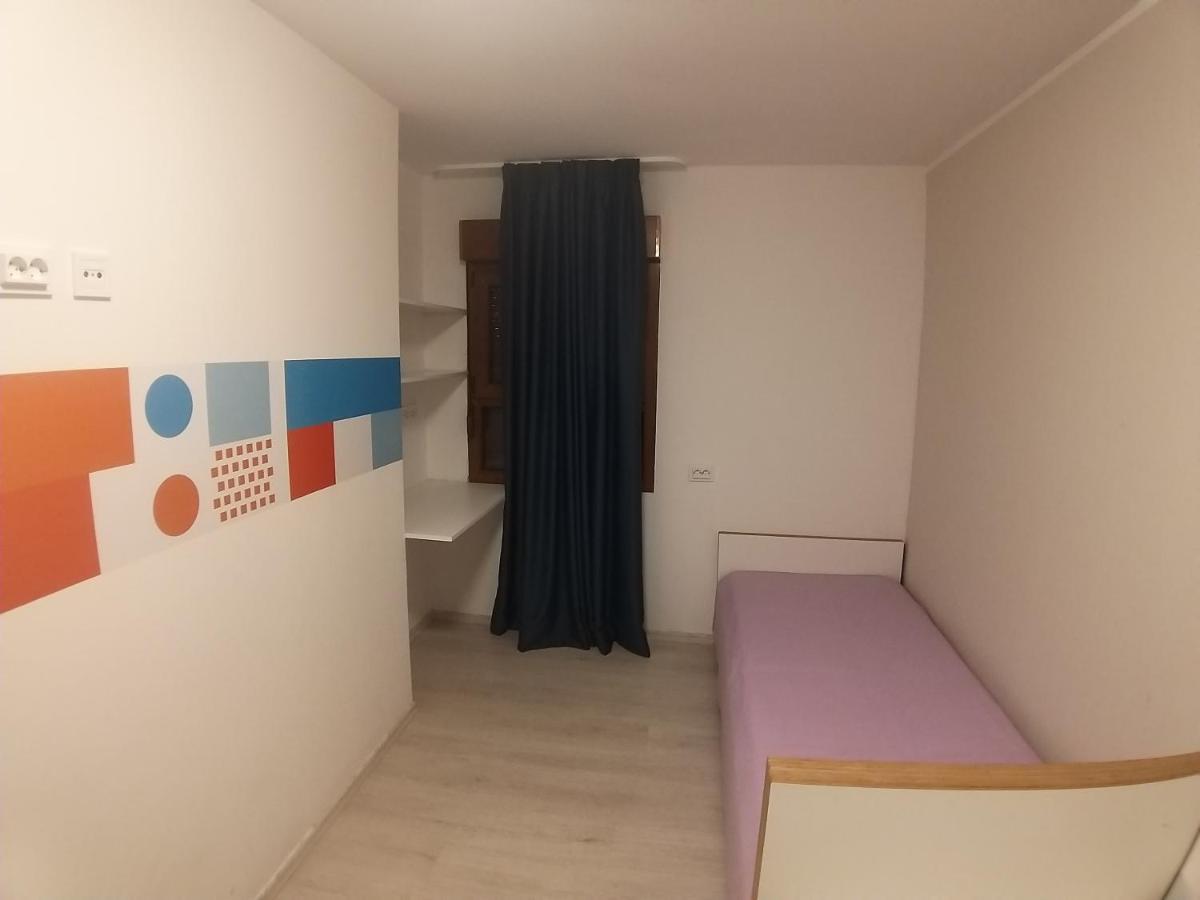 Hostel Hi *
